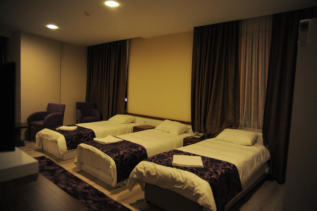 Maykon Hotel Civril  Bilik gambar