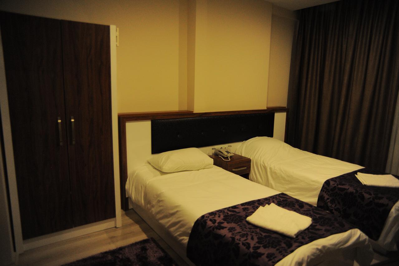 Maykon Hotel Civril  Bilik gambar